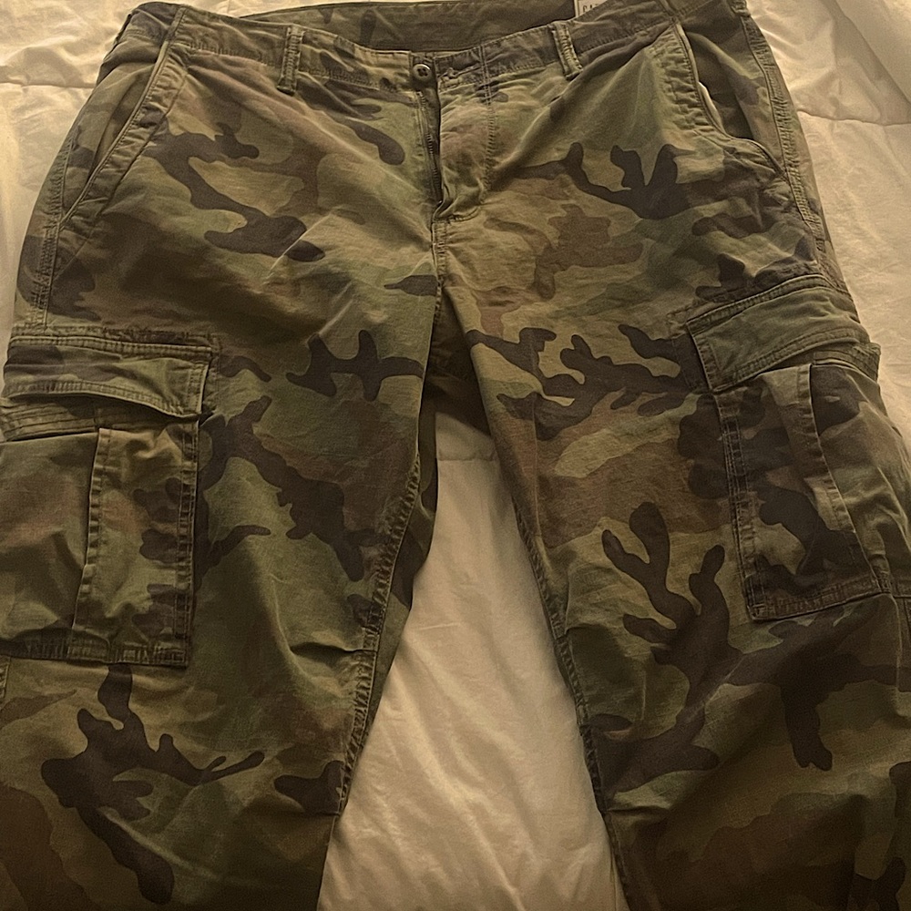 Gap Camouflage Cargo Pants Gem